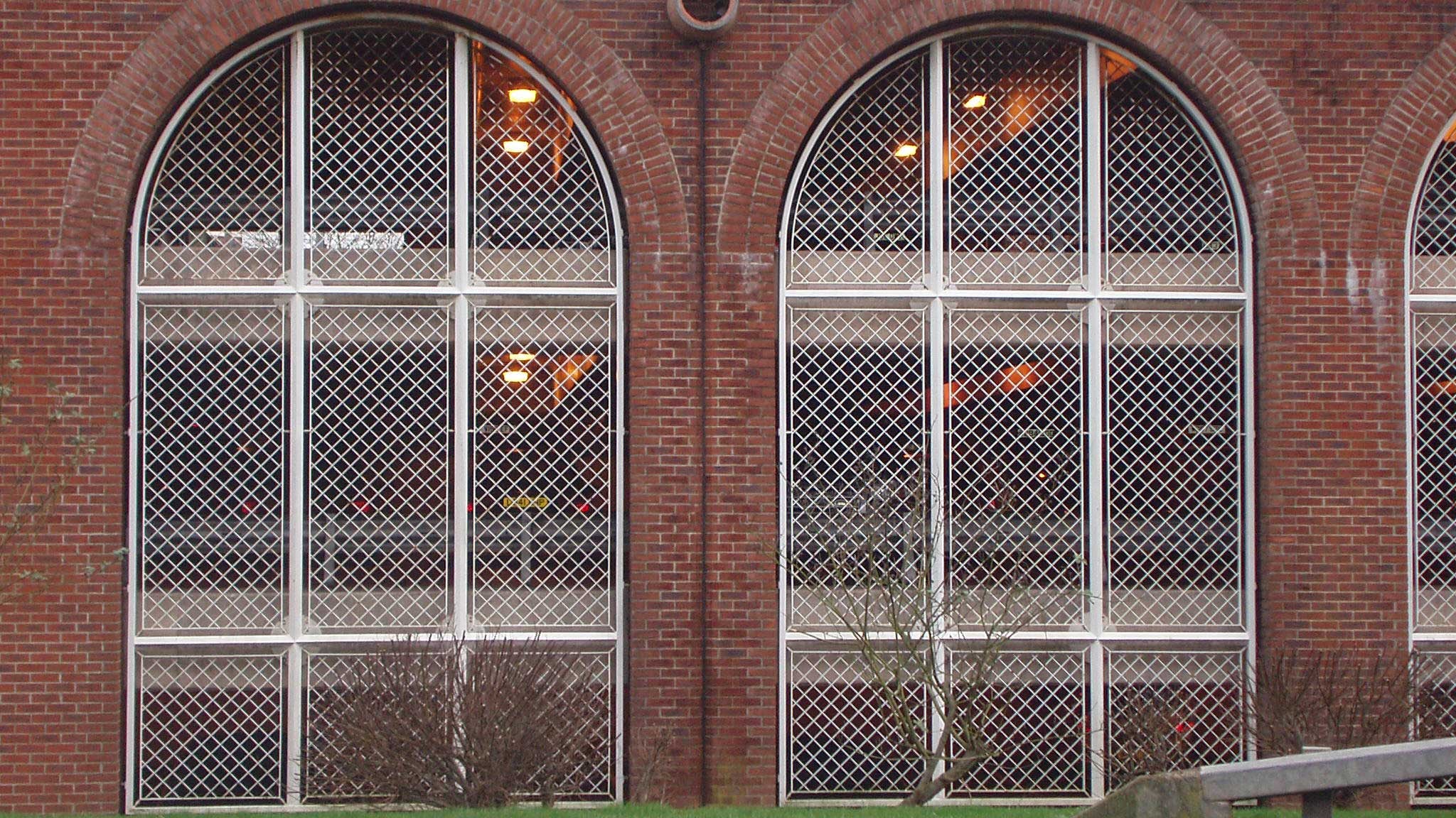Where Are Security Grilles Used? A Practical Guide for Commercial and Public Buildings - My Store
